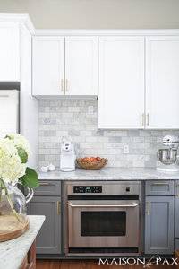 gray-and-white-kitchen-13.jpg