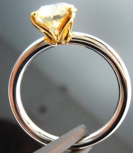 r4048b-platinum-ring-diamond-fancy-color.jpg