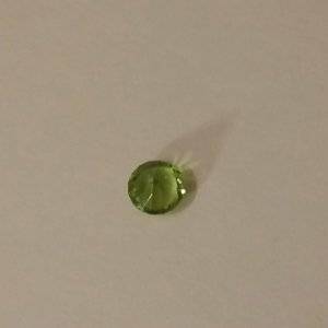 Peridot backside indoor lighting.jpg Peridot backside indoor lighting.jpg
