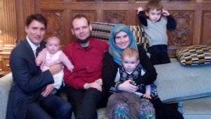 joshua-boyle-with-pm-justin-trudeau.jpg