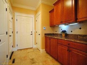 mudroom bar area.jpg