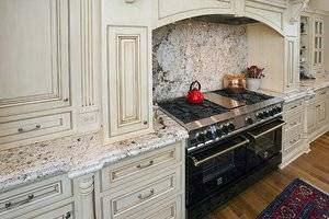 Delicatus-White-Granite-Kitchen-3.jpg