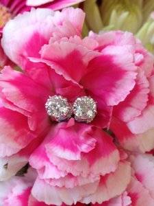 OEC diamonds in Whiteflash 8 prong white gold settings.jpg