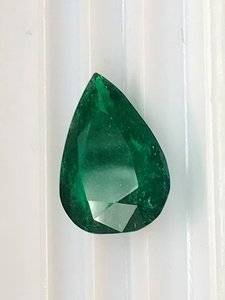 9.26 Ct Emerald Pear 1.jpg