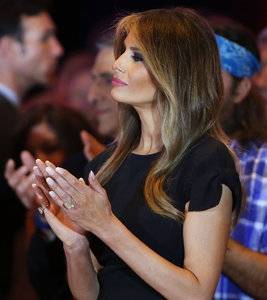 Melania 2.jpg