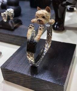 dog-fever-ring.jpg dog-fever-ring.jpg