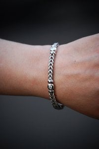 dagoldbracelet2.jpg