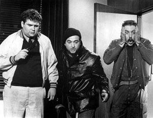 b4f168ffe725ec22a3497b026845caa3--house-fan-greatest-movies.jpg