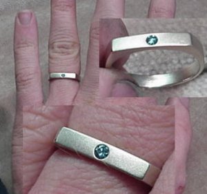 whitegoldbluedaimodnring.jpg