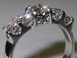 5diamondring2.jpg