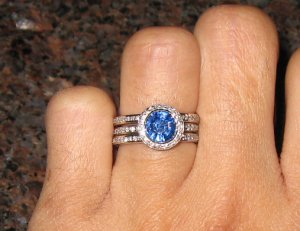 Ritani endless love sapphire ring 001_edited.jpg