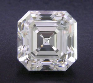 DI40X_GIA14560701.jpg