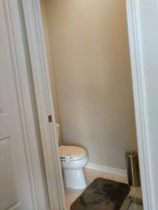 toilet room.jpg toilet room.jpg