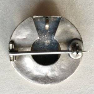 pin(back).jpg pin(back).jpg