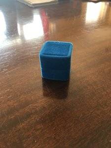 ringboxblue.jpg