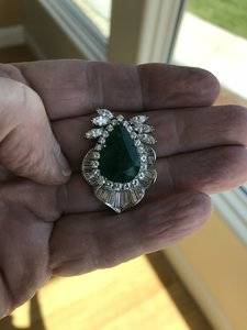 9.26 Ct Emerald Broach 1.jpg