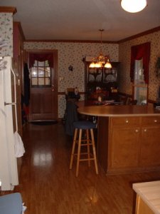 kitchenanddining.JPG