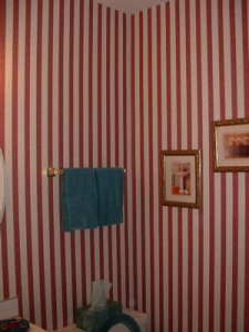 bathroom1walls.JPG