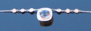 halobluediamondnecklace12.JPG