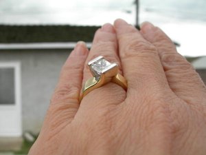 Hand Side View 3-2006.jpg