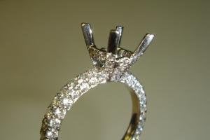 pave solitaire.jpg