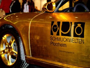 Gold-leaf-Porsche-2.jpg