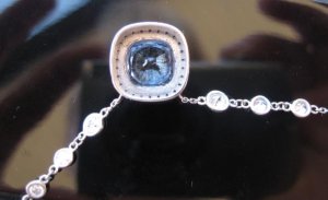 halobluediamondnecklace11.JPG