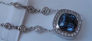 halobluediamondnecklace05.JPG