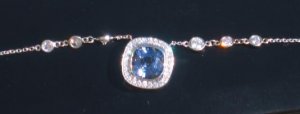 halobluediamondnecklace17.JPG