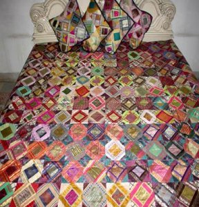 Sari.JPG