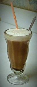 1200px-Egg_cream.jpg