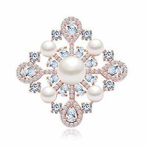 pearlsnowflake brooch.jpg