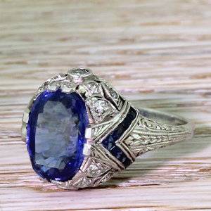 art-deco-507-carat-natural-ceylon-sapphire-platinum-solitaire-ring.jpg
