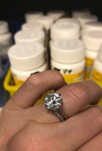Zina_Antiqued_Eternity_Platinum_Ering_Safe.jpg