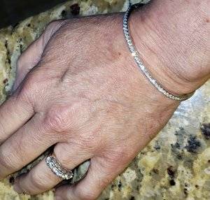 Bracelet.jpg Bracelet.jpg