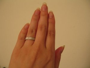 2_hand.jpg