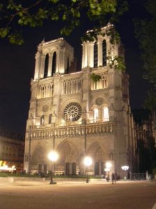 Notre Dame at night.jpg