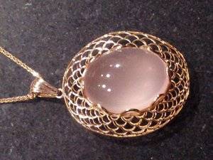 rosependant.jpg