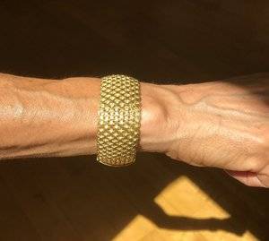 Gold Bracelet 2.jpg