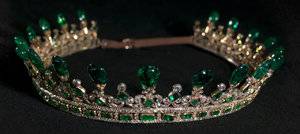 Victoria and Albert’s spectacular collection of Royal jewels go on show 1.jpg