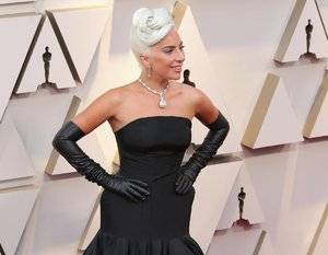 lady-gaga-pscars-250219.jpg