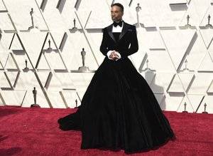 http---cdn.cnn.com-cnnnext-dam-assets-190224184708-01-oscars-fashion-2019.jpg