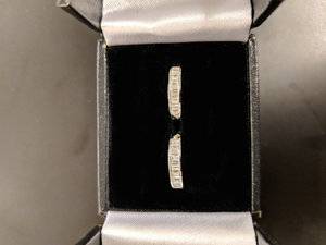 InRingBoxCloseUp.jpg