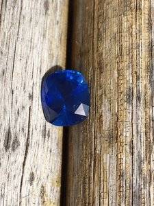 2.52 Sri Lanka Sapphire Outside 2.JPG 2.52 Sri Lanka Sapphire Outside 2.JPG