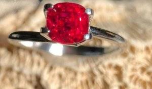 red_spinel_indoor_indirect_light.JPG