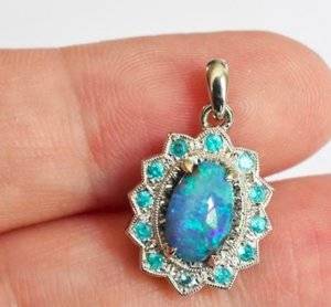 Opal_Sunflower_Pendant.jpg