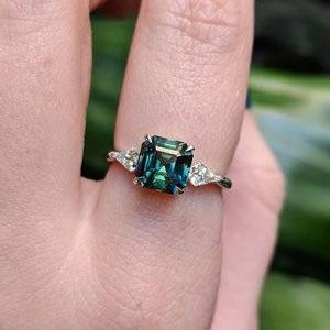 Cushla Whiting Delilah with kite diamonds.jpg