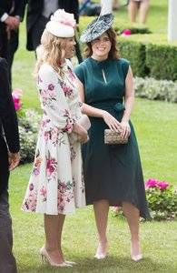 princess-eugenie-of-york-and-autumn-phillips-attends-day-news-photo-1157152187-1561046440.jpg