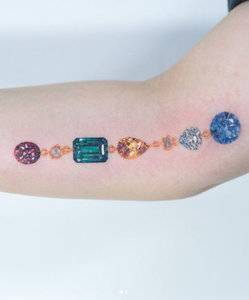 chain-of-precious-stones.jpg chain-of-precious-stones.jpg