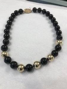Black Jade Bead Necklace 1.jpg
